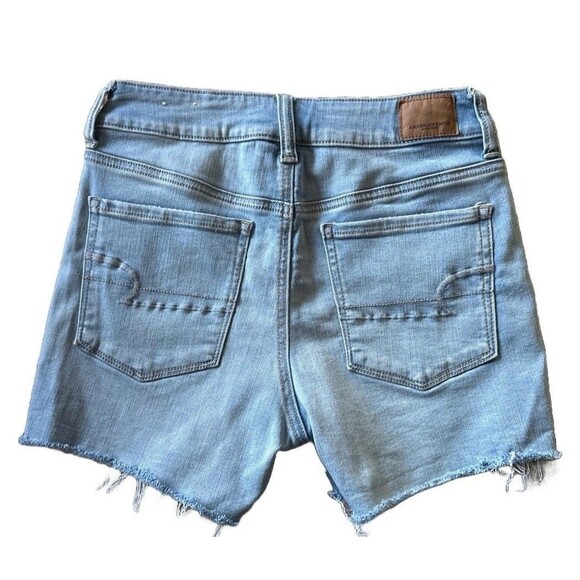 American Eagle Women's 6 Light Wash Hi-Rise Shortie Shorts Denim 4" Inseam - Picture 2 of 5